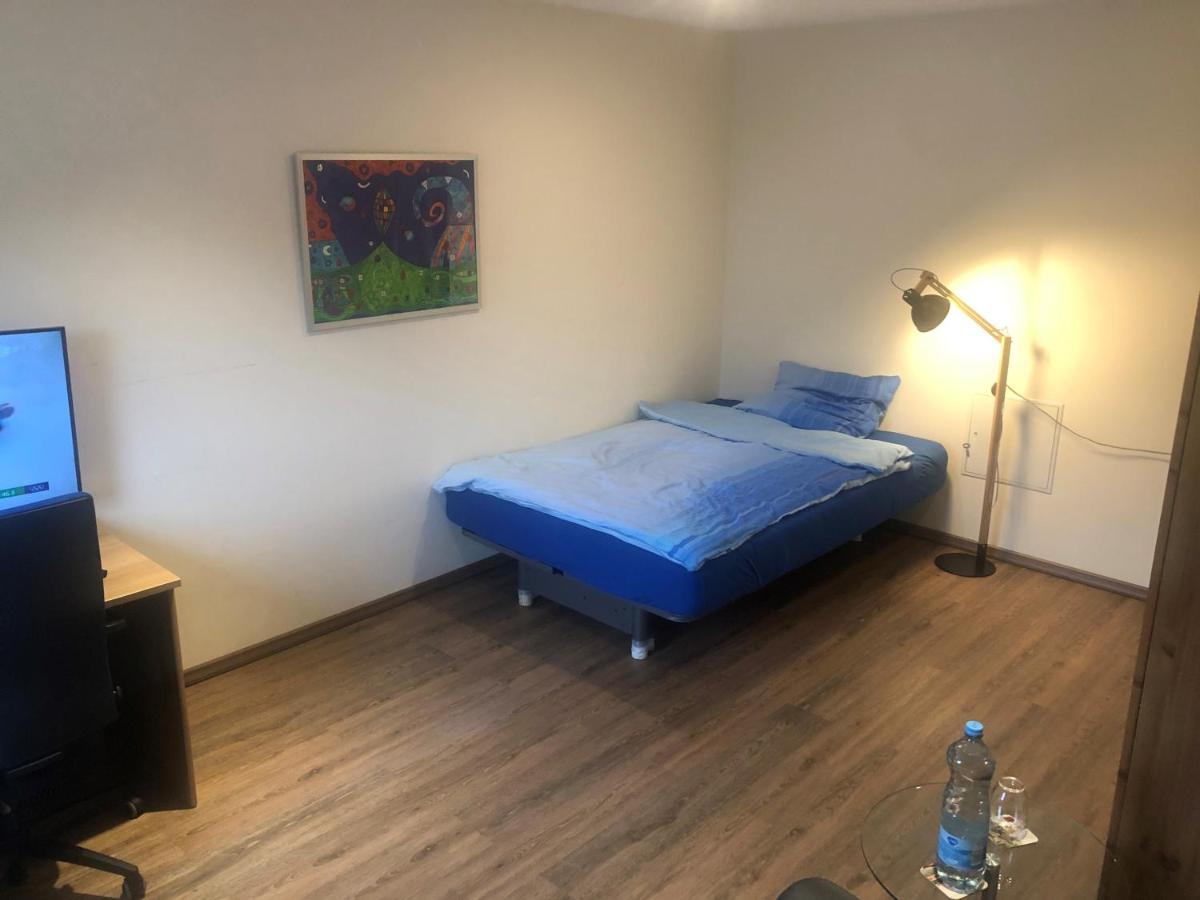 Calm Spacy Room, Own Modern Bath, Near Center, To 1 Person Or A Couple - Not Suitable For Craftsmen, Not Accepted - Privatly Rented Nürnberg Dış mekan fotoğraf